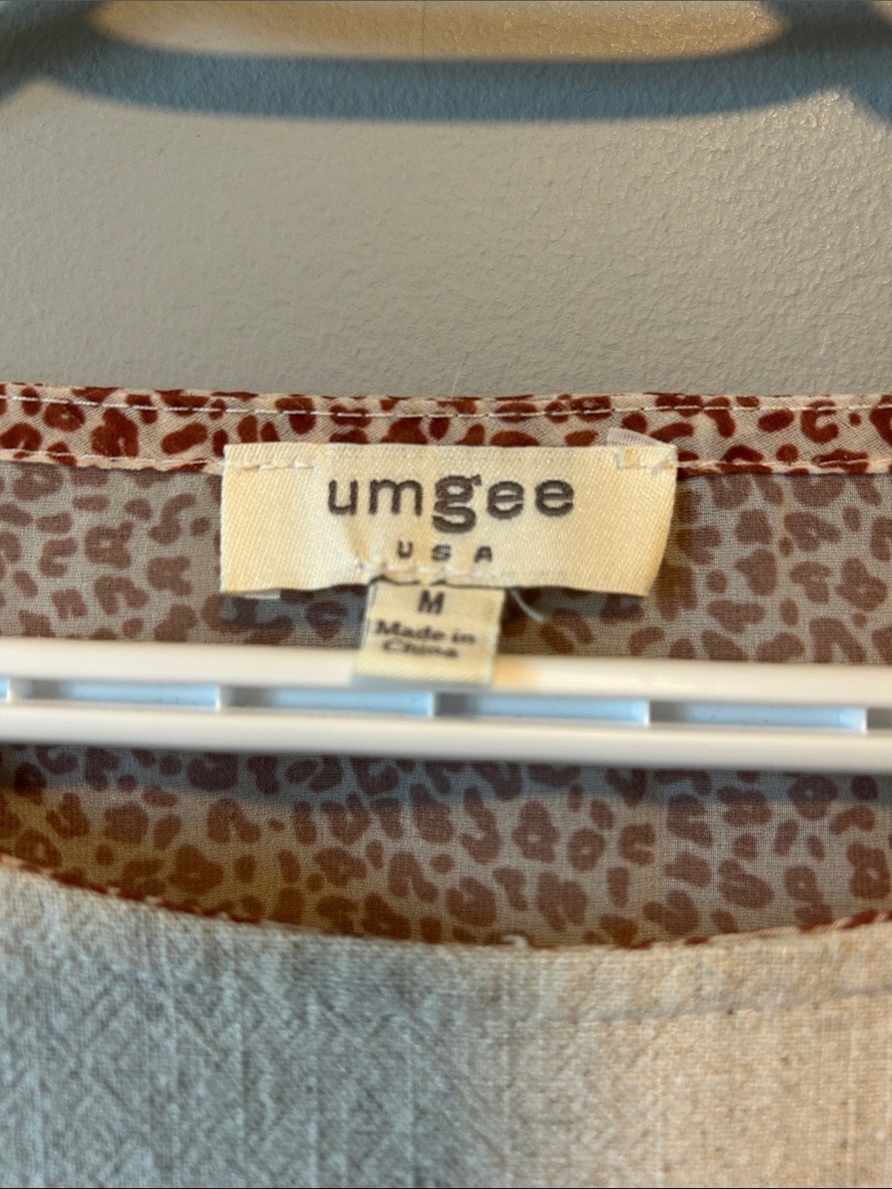 Umgee Linen Blend Floral Top Oversized - Picture 5 of 13
